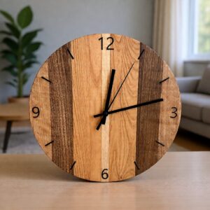 Wanduhr aus Kirsche, Nuss und Buche